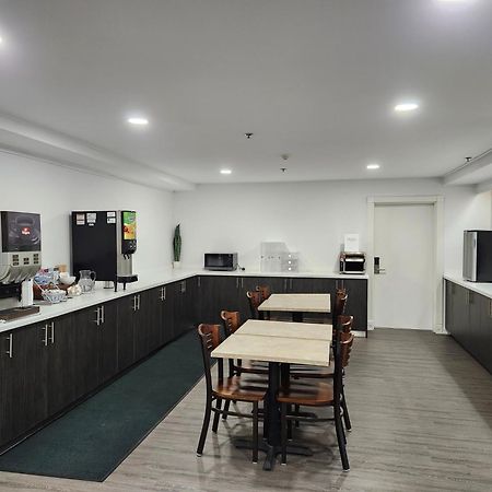 圣约翰旅行酒店 外观 照片